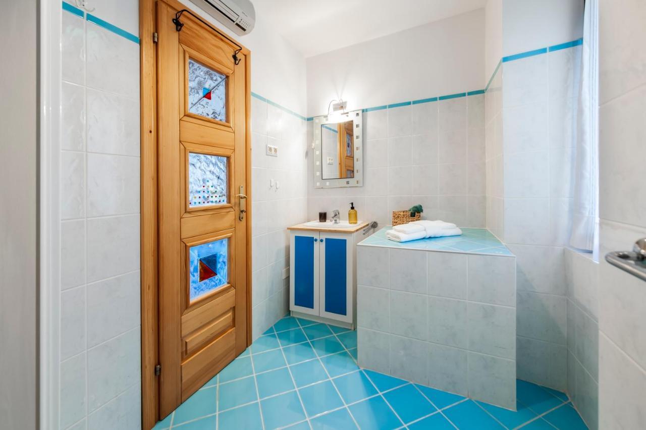 Revera Rooms Ровінь Екстер'єр фото